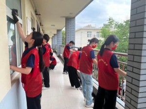 第三国立女子高中节前大扫除活动：携手共建洁净校园迎佳节